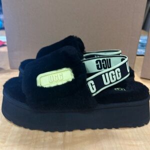 UGG Women’s Disco Slide